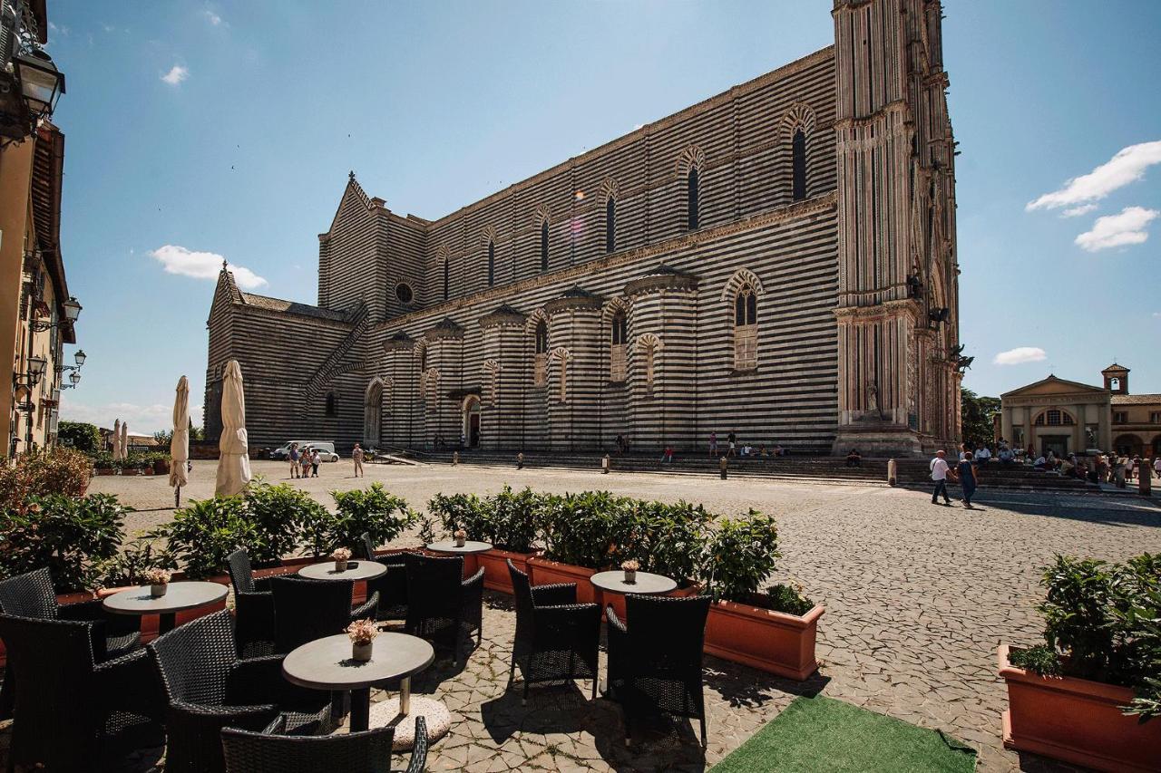Duomo Luxury Apartment Orvieto Esterno foto